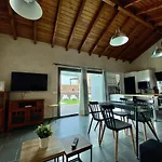 Villa Seaside In El Roque *