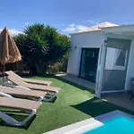 Villa Seaside In El Roque