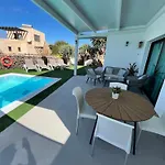 Villa Seaside In El Roque