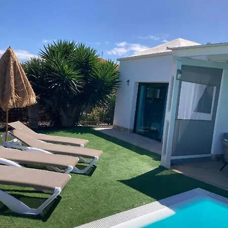 Villa Seaside In El Roque