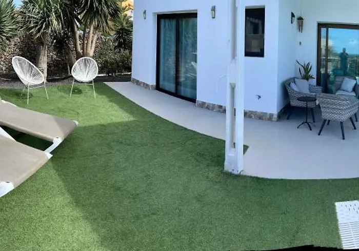 Seaside In El Roque Willa Cotillo